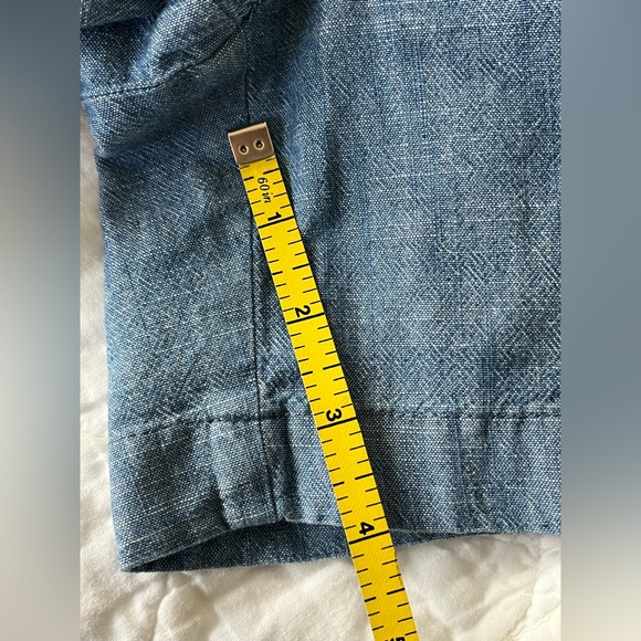 J Crew Chambray 4” short - trim and neat, hook and zip closure, 100% cotton - Picture 8 of 8